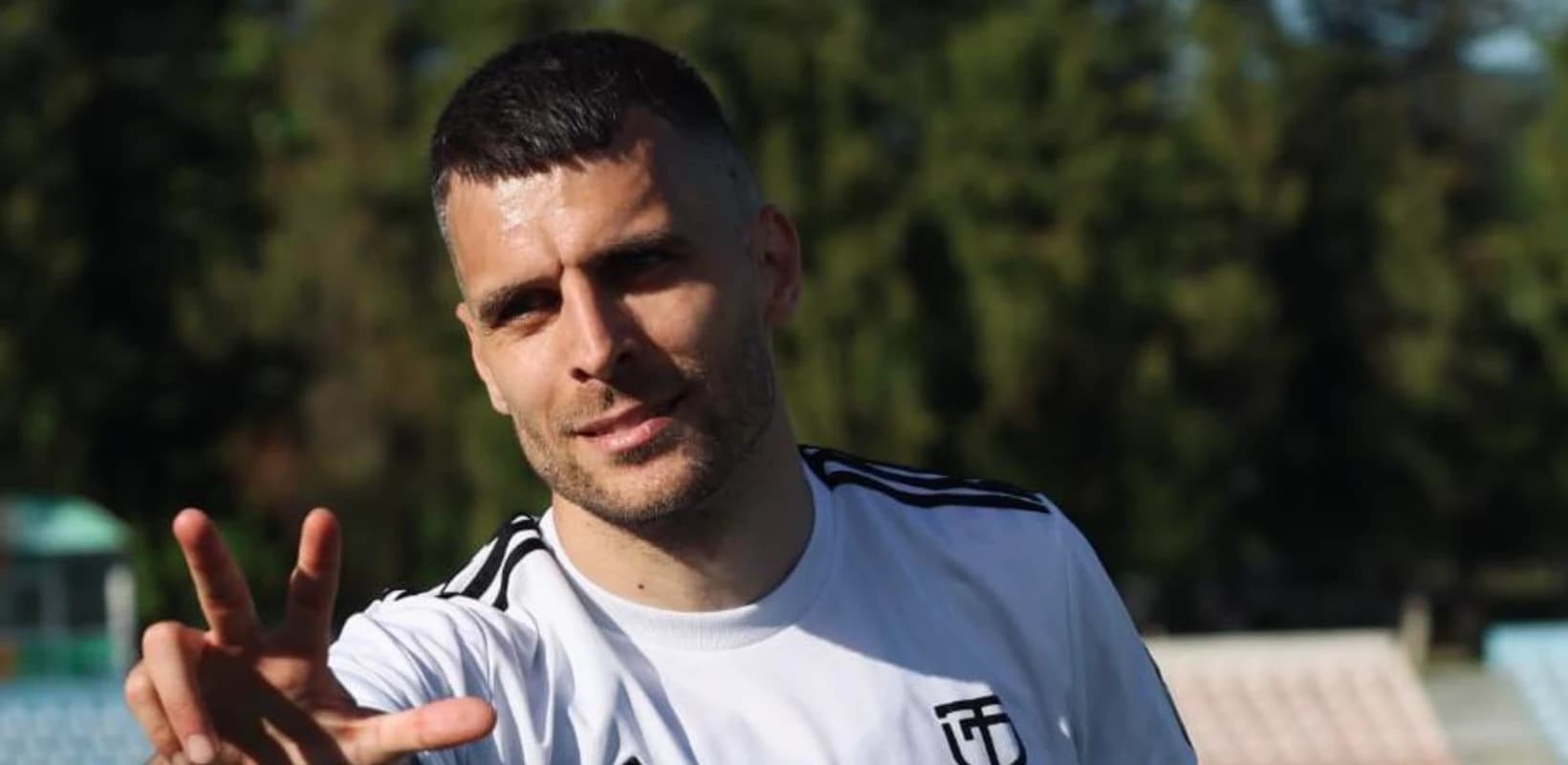 ანდრიჩის ჰეთ-თრიკი, ბართიშვილის გოლი და ფრე გორში