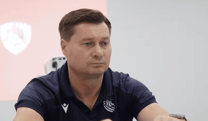 "სლოვანს რთული მატჩი ელის", - დემჩენკო მნიშვნელოვანი მატჩის წინ