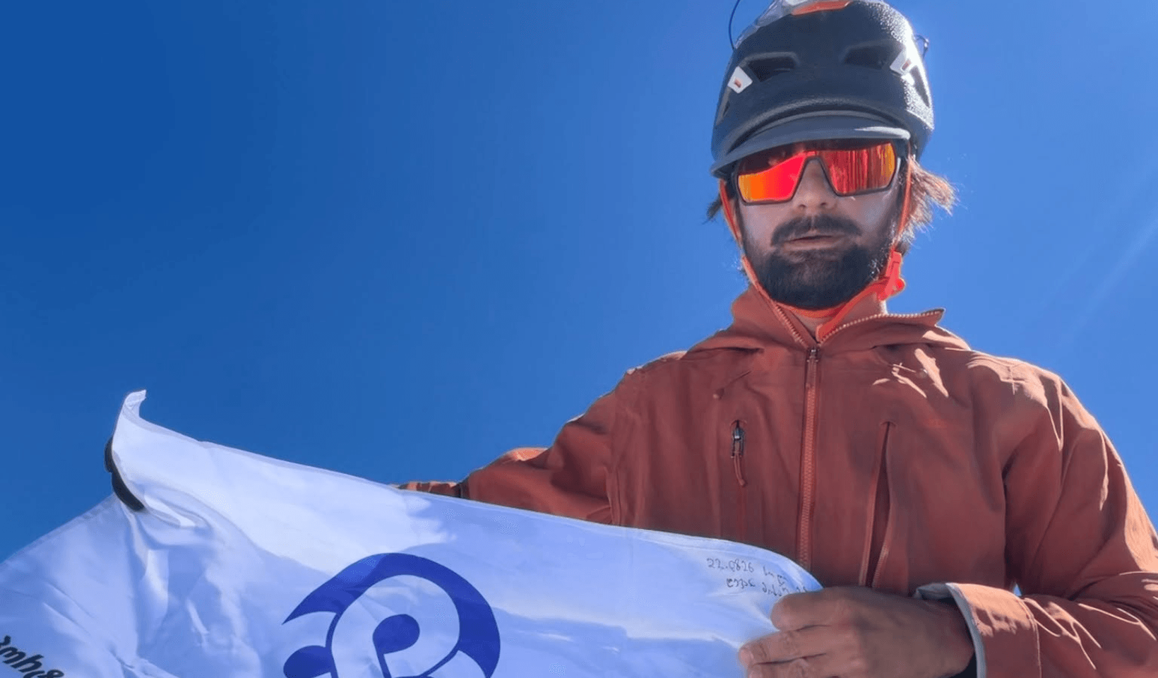 ქართველმა ალპინისტმა უშბის მწვერვალი დამოუკიდებლად დალაშქრა