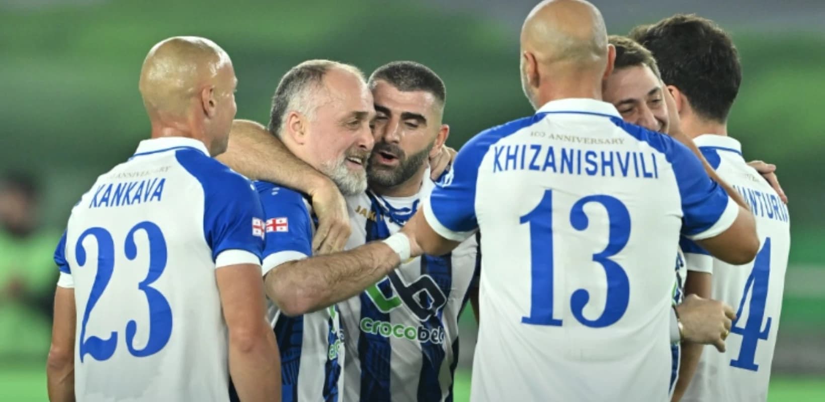 დინამოს ლეგენდებმა აიაქსის ლეგენდები დაამარცხეს