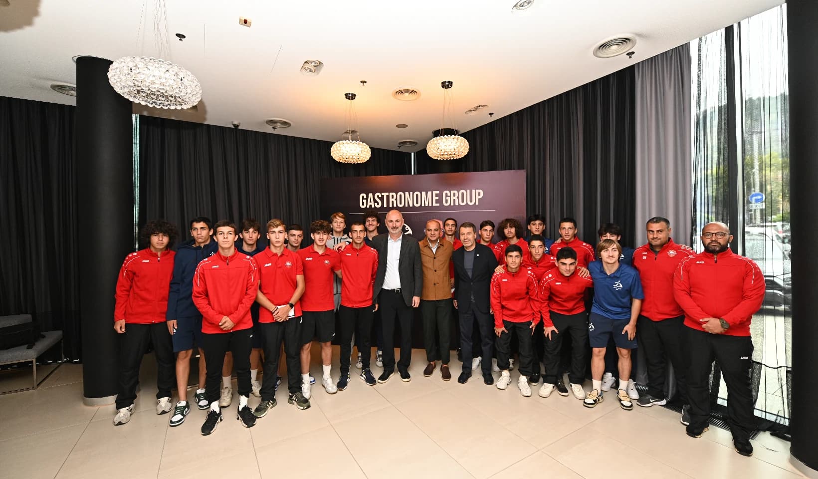 გასტრონომ ჯგუფი დინამო თბილისისა და ლოკომოტივის აკადემიებს ფინანსურ მხარდაჭერას გაუწევს